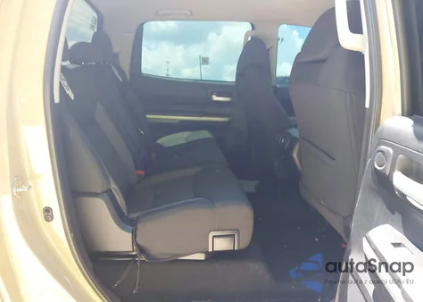 2017 Toyota Tundra Sr5 5.7L V8 из США, поврежденный, VIN 5TFEW5F16HX227892